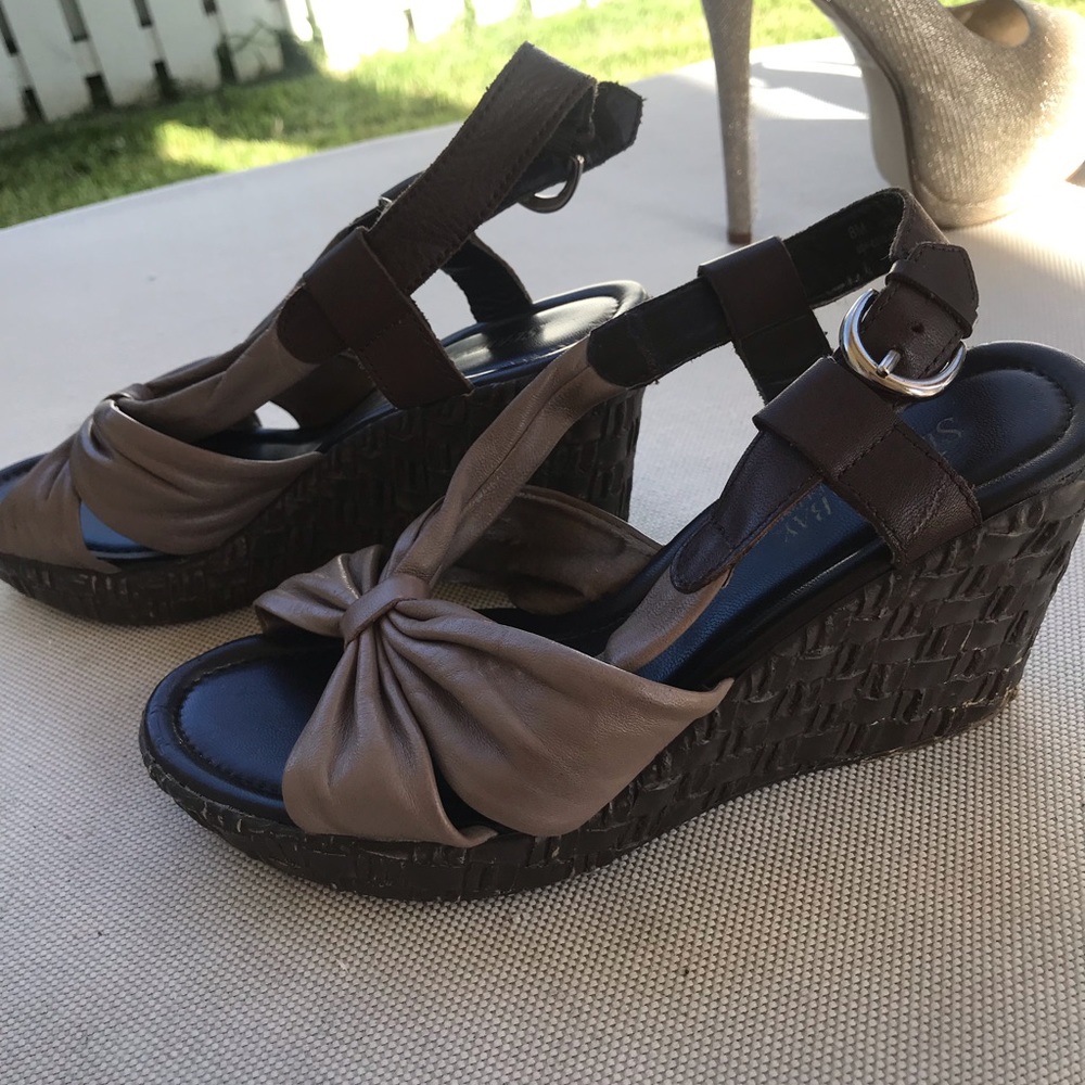 Wedges - Picture 2 of 4